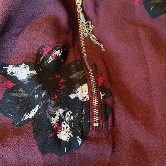 RELISTED - Dynamite top L! - Picture 7 of 7